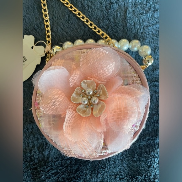 NWT little girls’ flower purse - Picture 4 of 4